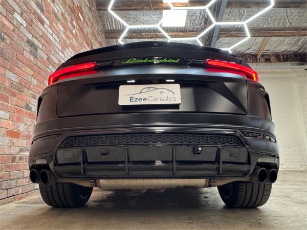2019 Lamborghini Urus 636 4 SEAT image