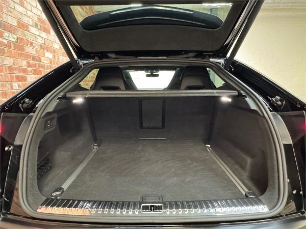2019 Lamborghini Urus 636 4 SEAT image