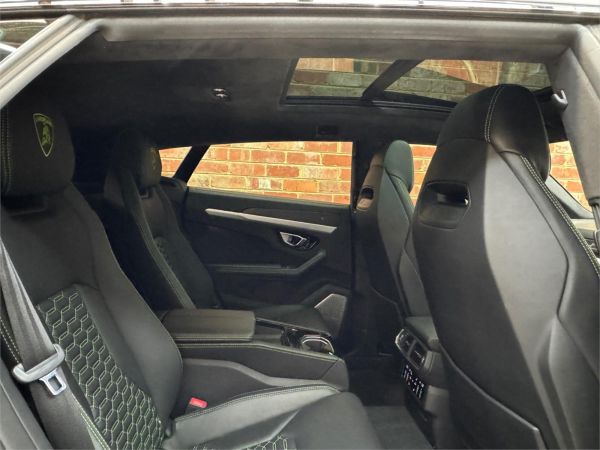 2019 Lamborghini Urus 636 4 SEAT image