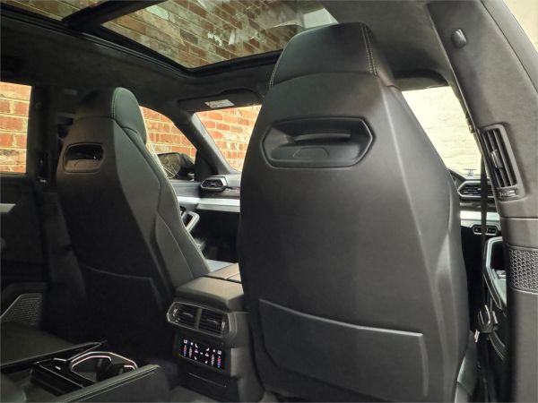2019 Lamborghini Urus 636 4 SEAT image