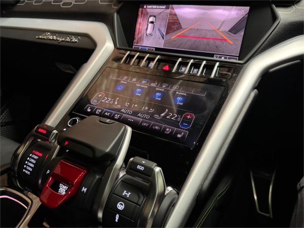 2019 Lamborghini Urus 636 4 SEAT image