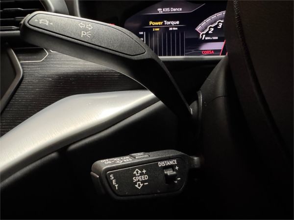 2019 Lamborghini Urus 636 4 SEAT image