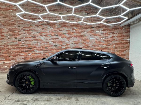 2019 Lamborghini Urus 636 4 SEAT image