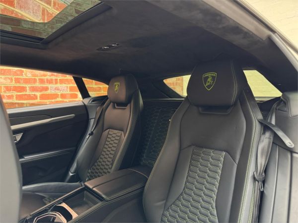 2019 Lamborghini Urus 636 4 SEAT image