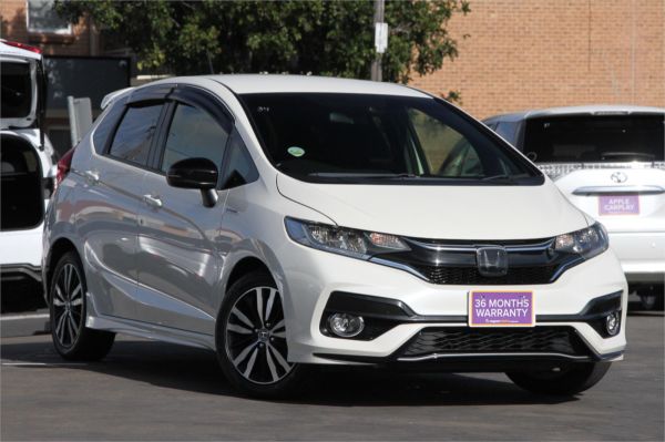 2017 Honda FIT Hatch GP5 S-PACKAGE (HYBRID) image