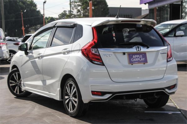 2017 Honda FIT Hatch GP5 S-PACKAGE (HYBRID) image