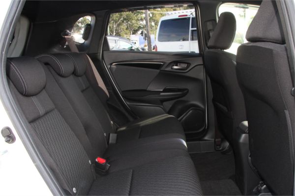 2017 Honda FIT Hatch GP5 S-PACKAGE (HYBRID) image
