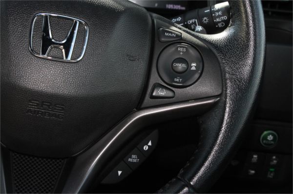 2017 Honda FIT Hatch GP5 S-PACKAGE (HYBRID) image
