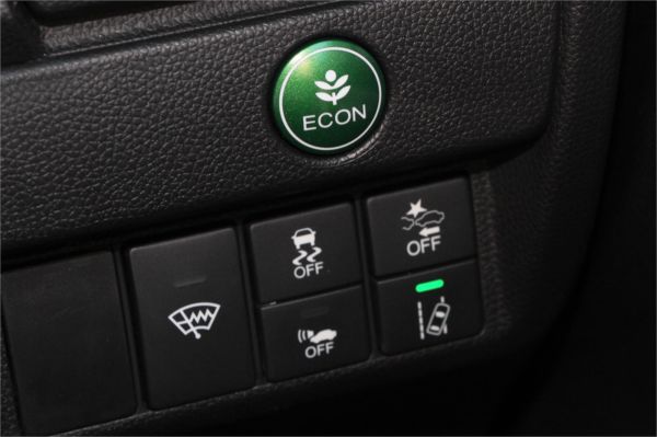 2017 Honda FIT Hatch GP5 S-PACKAGE (HYBRID) image