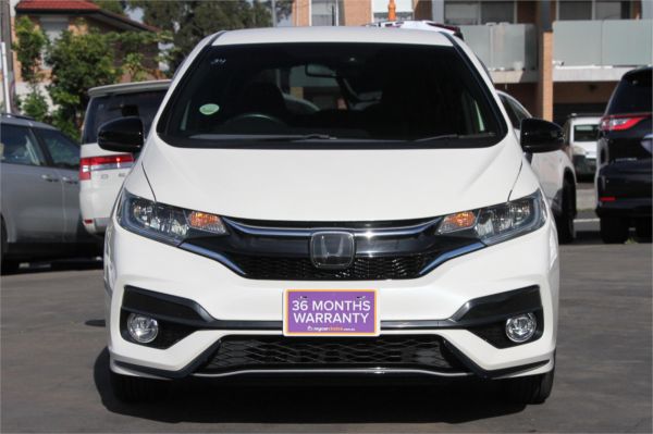 2017 Honda FIT Hatch GP5 S-PACKAGE (HYBRID) image