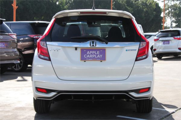 2017 Honda FIT Hatch GP5 S-PACKAGE (HYBRID) image