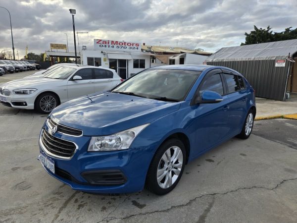 2015 Holden Cruze JH Series II MY15 Equipe Blue 6 Speed Sports Automatic Hatchback image