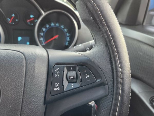 2015 Holden Cruze JH Series II MY15 Equipe Blue 6 Speed Sports Automatic Hatchback image