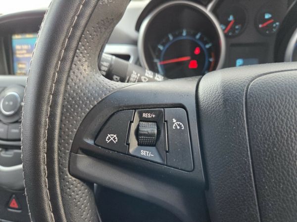 2015 Holden Cruze JH Series II MY15 Equipe Blue 6 Speed Sports Automatic Hatchback image