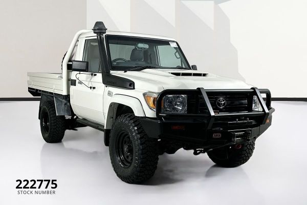 2018 Toyota LANDCRUISER GX (4x4) VDJ79R 4X4 image
