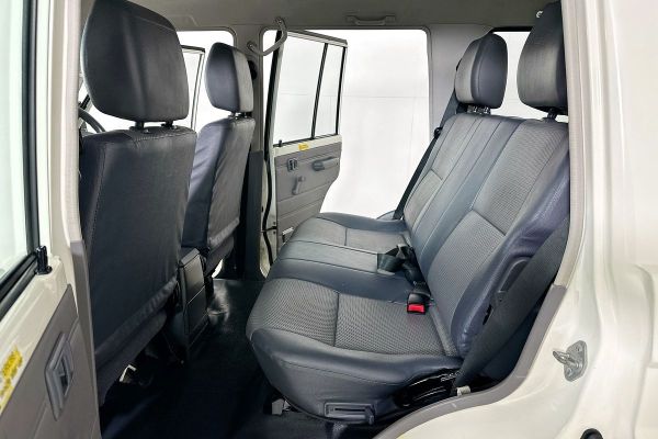 2015 Toyota LANDCRUISER WORKMATE (4x4) VDJ76R MY12 UPDATE image