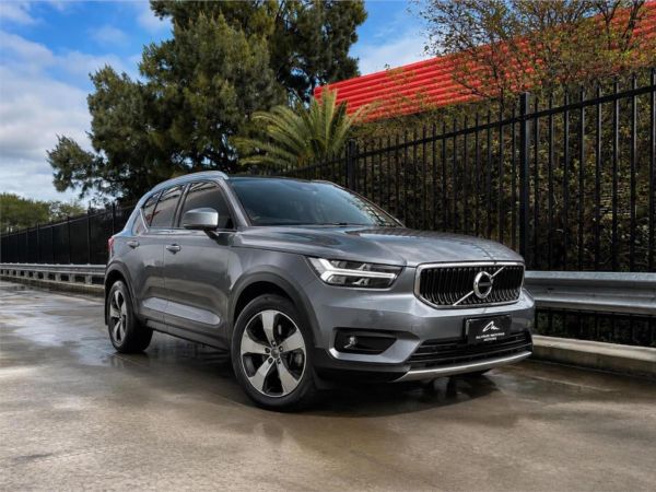 2019 Volvo XC40 536 MY20 T4 Momentum image