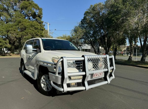 2007 Toyota Landcruiser VDJ200R Sahara White 6 Speed Sports Automatic Wagon image