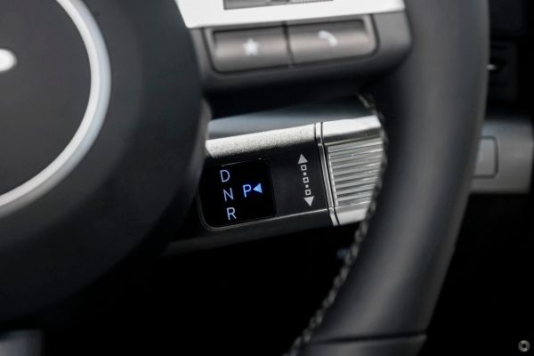2025 Hyundai Kona SX2.V2 Premium image