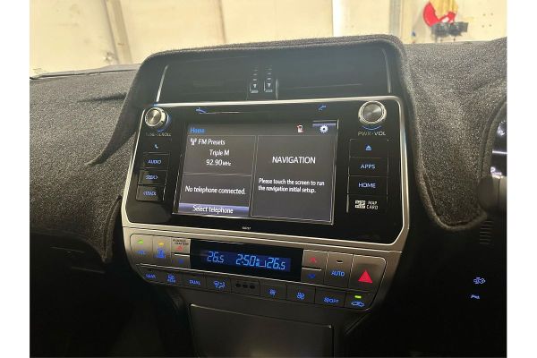 2018 Toyota Landcruiser GXL VDJ200R image