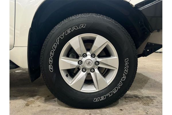 2018 Toyota Landcruiser GXL VDJ200R image