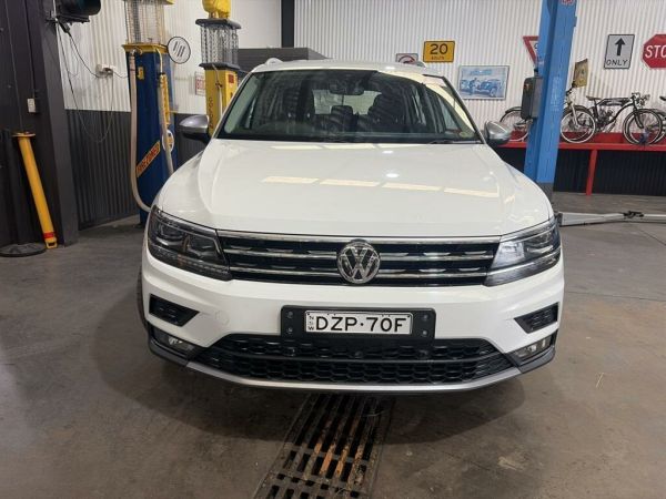 2018 Volkswagen Tiguan 5NA MY18 Allspace 110 TDI Comfortline White 7 Speed Auto Direct Shift Wagon image