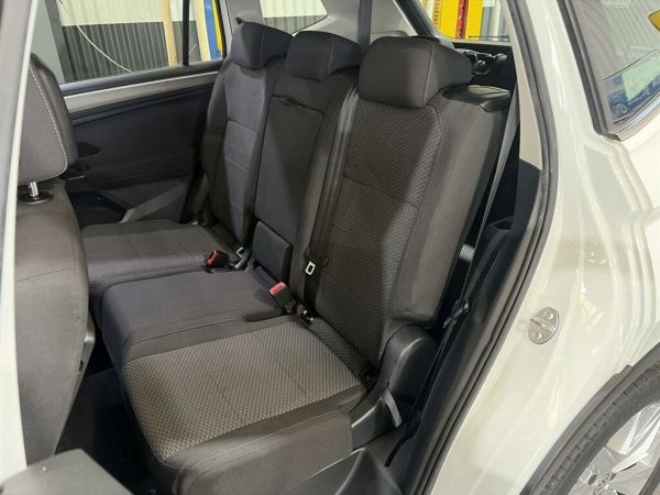 2018 Volkswagen Tiguan 5NA MY18 Allspace 110 TDI Comfortline White 7 Speed Auto Direct Shift Wagon image