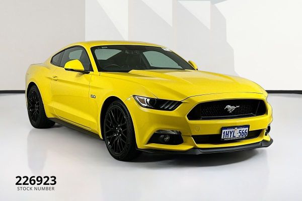 2017 Ford MUSTANG FASTBACK GT 5.0 V8 FM MY17 image