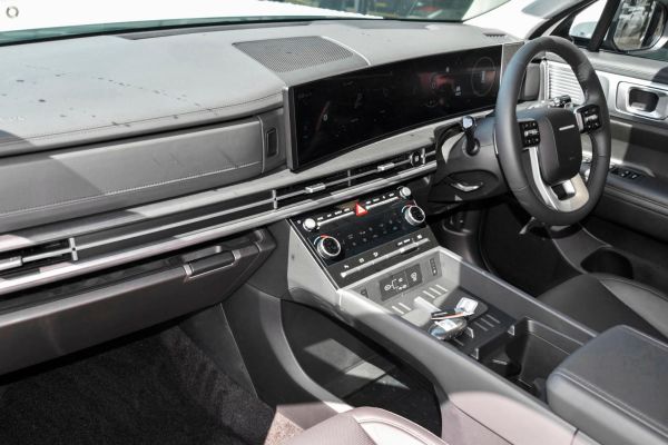 2025 Hyundai Santa Fe MX5.V1 image