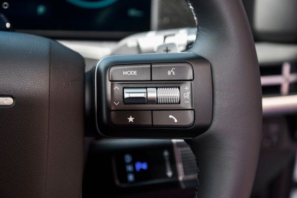 2025 Hyundai Santa Fe MX5.V1 image