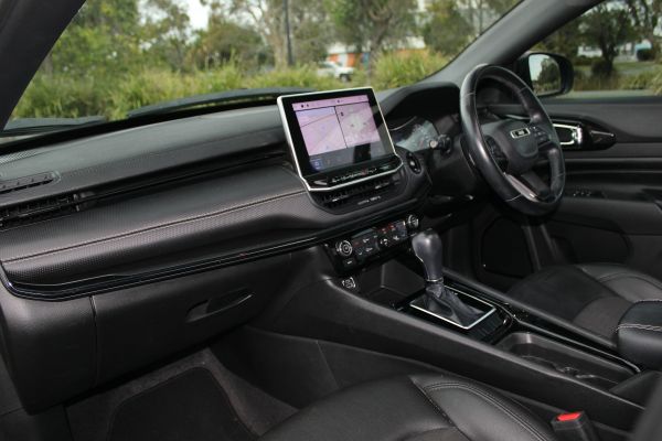 2022 Jeep Compass M6 Night Eagle image