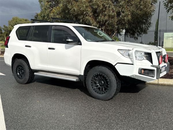 2018 Toyota Landcruiser Prado Wagon GDJ150R GX image