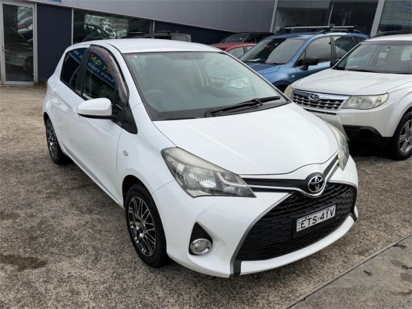 2015 TOYOTA YARIS 5D HATCHBACK NCP131R MY15 SX image