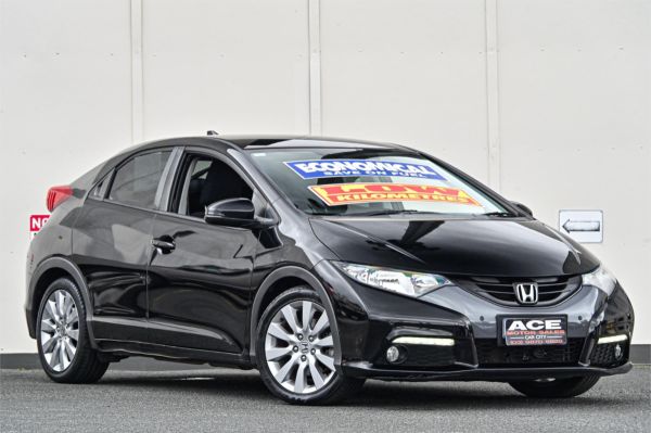 2013 Honda Civic Hatchback 9th Gen MY13 VTi-L image