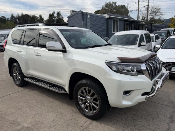 2017 Toyota Landcruiser Prado Wagon GDJ150R Kakadu image