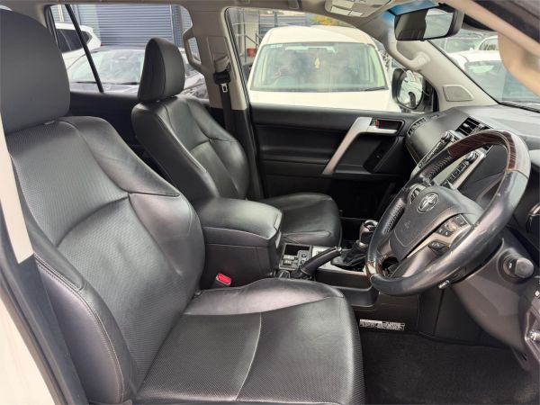 2017 Toyota Landcruiser Prado Wagon GDJ150R Kakadu image