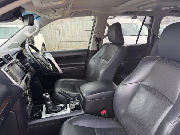 2017 Toyota Landcruiser Prado Wagon GDJ150R Kakadu image