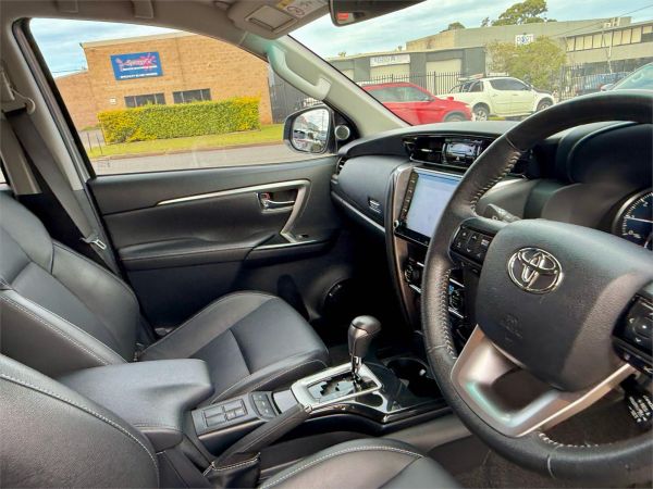 2021 Toyota Fortuner GUN156R GXL image