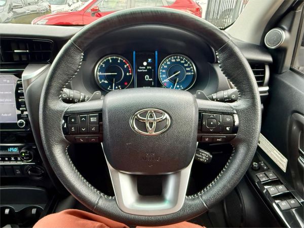 2021 Toyota Fortuner GUN156R GXL image