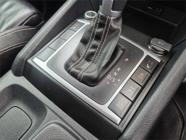 2017 VOLKSWAGEN AMAROK DUAL CAB UTILITY 2H MY17.5 V6 TDI 550 ULTIMATE image