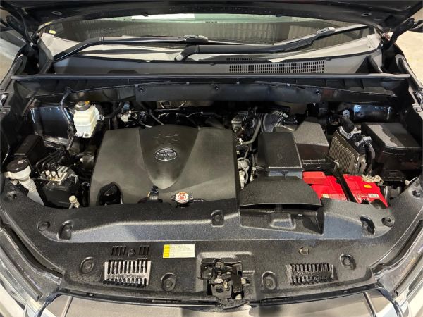 2019 Toyota Kluger GSU50R GX image