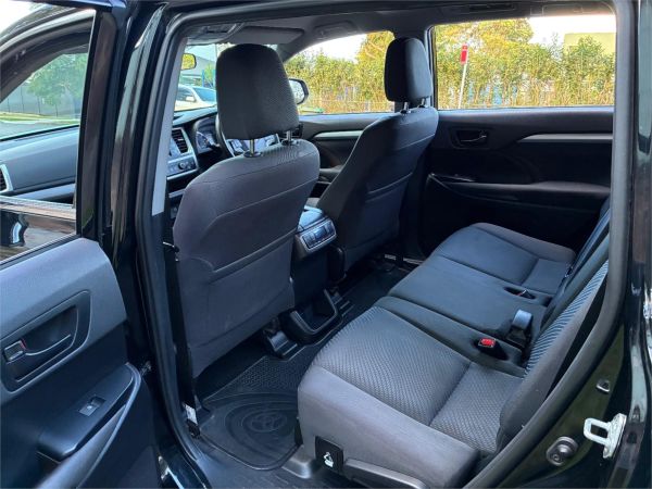 2019 Toyota Kluger GSU50R GX image