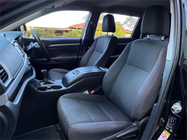 2019 Toyota Kluger GSU50R GX image
