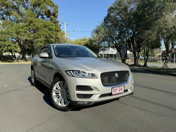 2017 Jaguar F-PACE X761 17MY Portfolio Beige 8 Speed Sports Automatic Wagon image