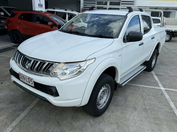 2016 Mitsubishi Triton MQ MY16 GLX Double Cab 4x2 White 6 Speed Manual Utility image