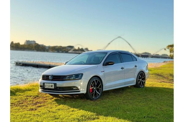 2015 Volkswagen Jetta 155TSI Highline Sport 1B image