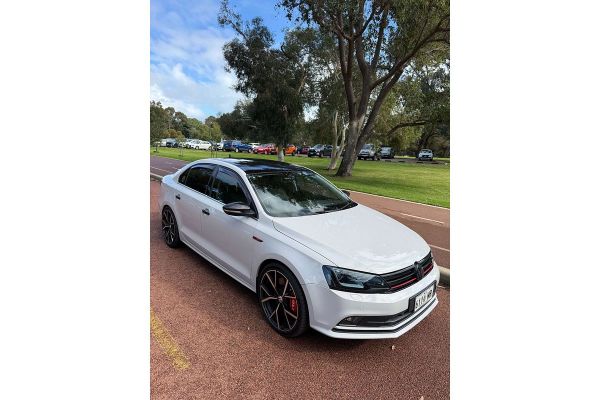 2015 Volkswagen Jetta 155TSI Highline Sport 1B image