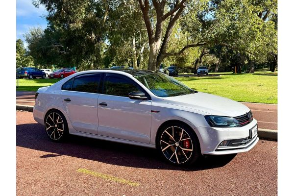 2015 Volkswagen Jetta 155TSI Highline Sport 1B image