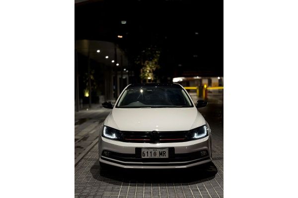 2015 Volkswagen Jetta 155TSI Highline Sport 1B image