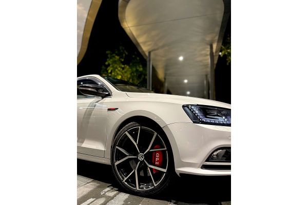 2015 Volkswagen Jetta 155TSI Highline Sport 1B image